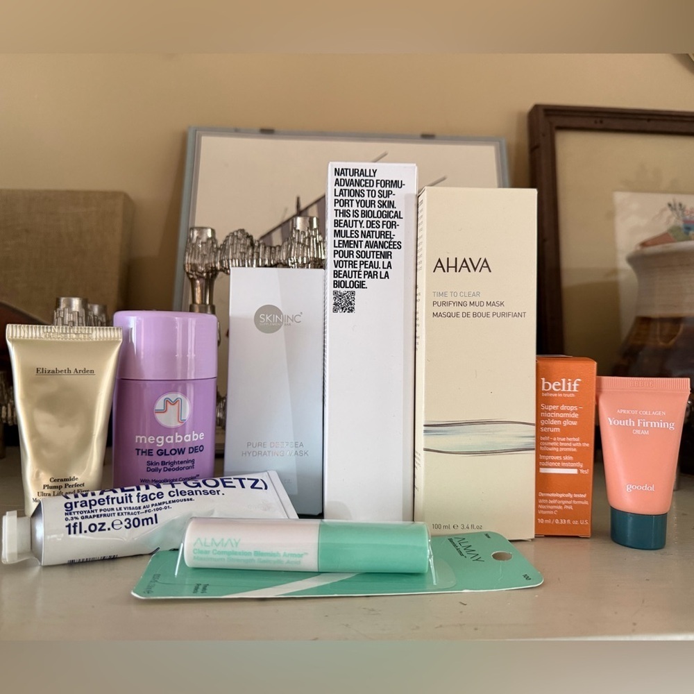 Luxury 9 piece Skincare & Body Care Bundle: New & Sealed